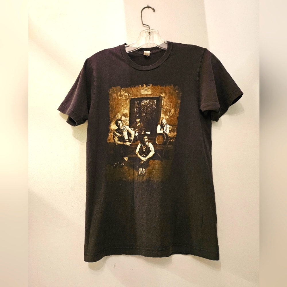 Coldplay Viva La Vida Tour 2009 Graphic T-shirt | Size Medium